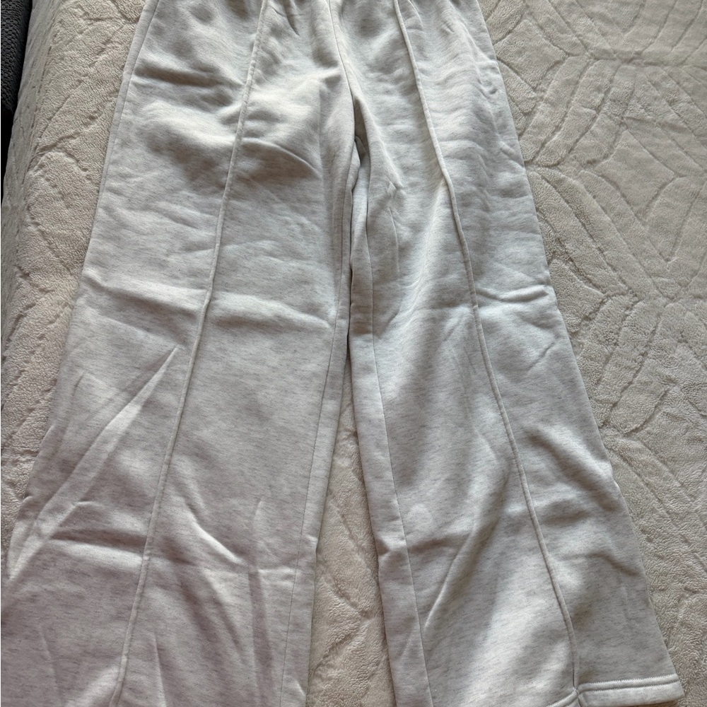 SHEIN Light Gray Wide Leg Sweatpants